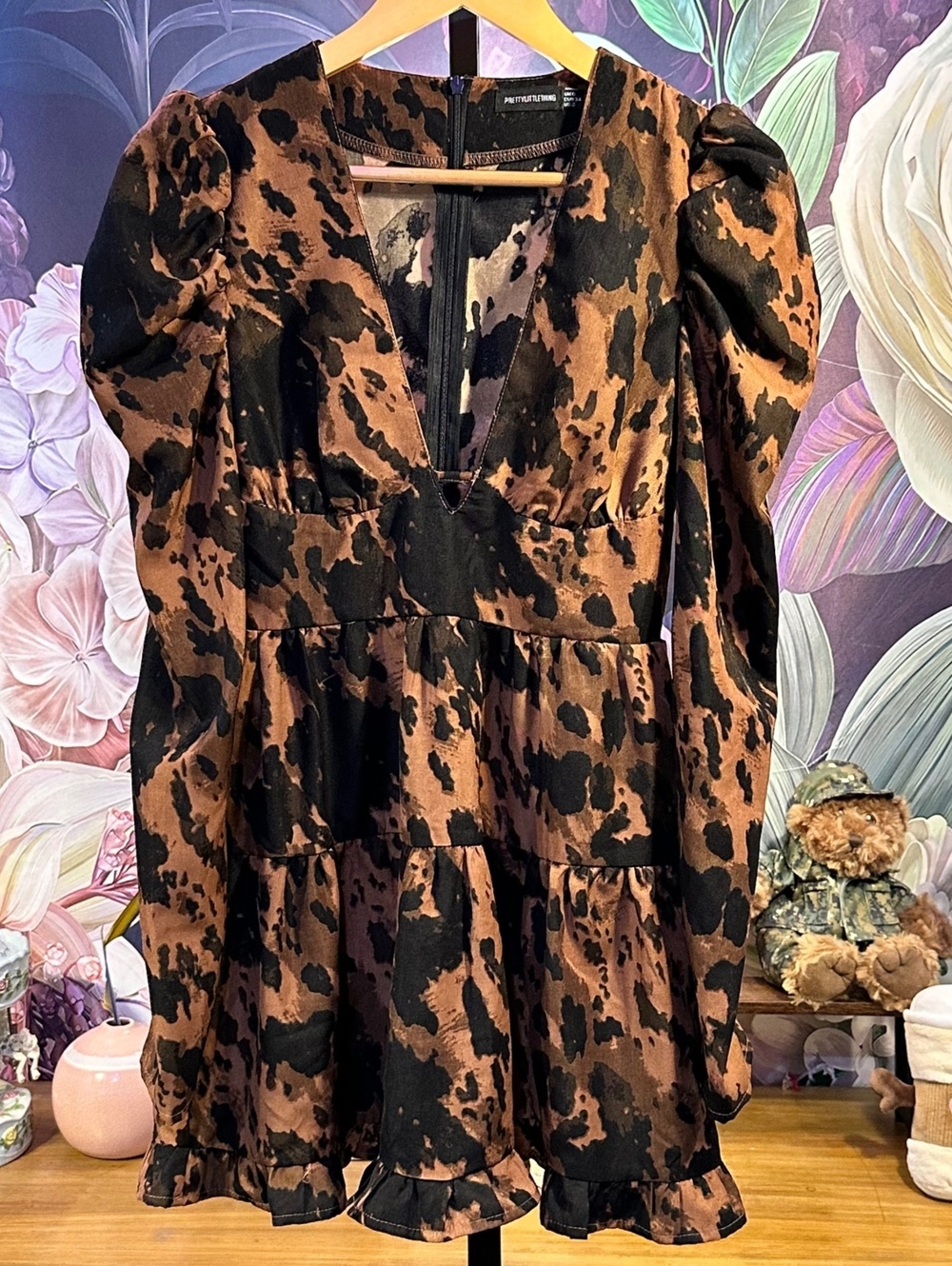 PrettyLittleThing US 2 Tunic Top/Mini Dress Animal Print Tiered Puff Sleeve